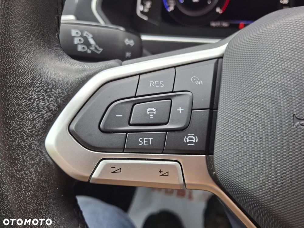 Volkswagen Tiguan 2.0 TDI SCR Life - 28