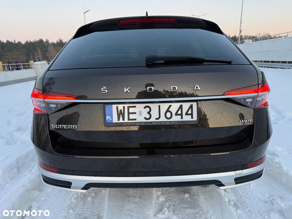 Skoda Superb 2.0 TDI SCR 4x4 Scout DSG - 6