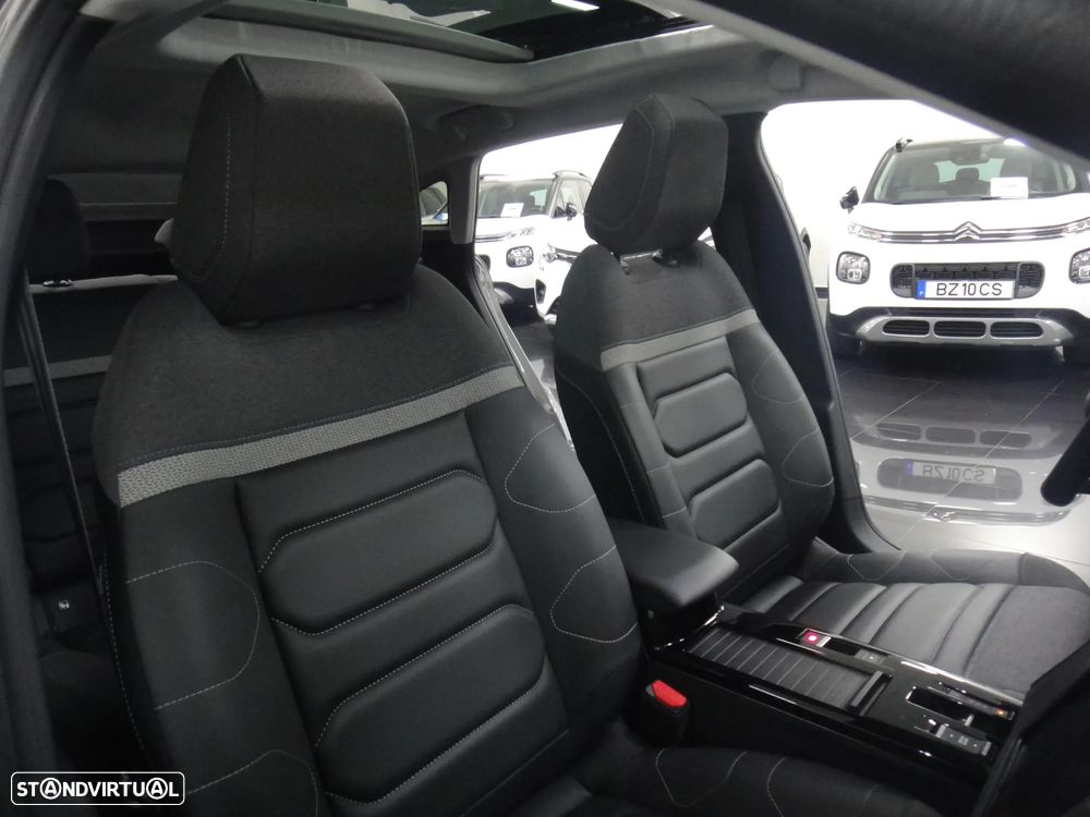 Citroën e-C4 Shine - 22