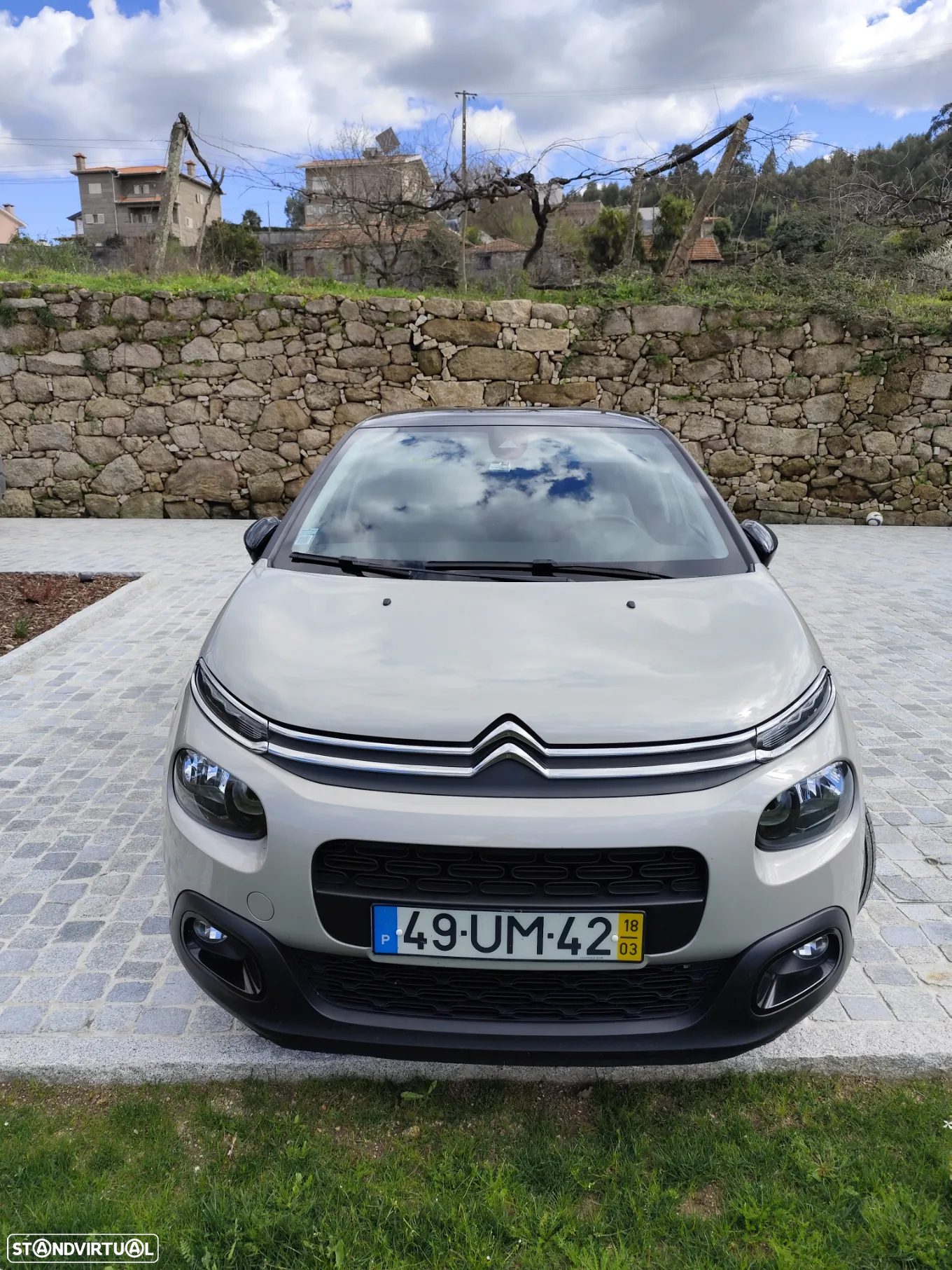 Citroën C3 1.2 PureTech Shine EAT6 - 3