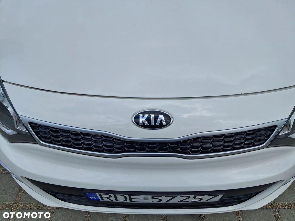 Kia Rio - 15