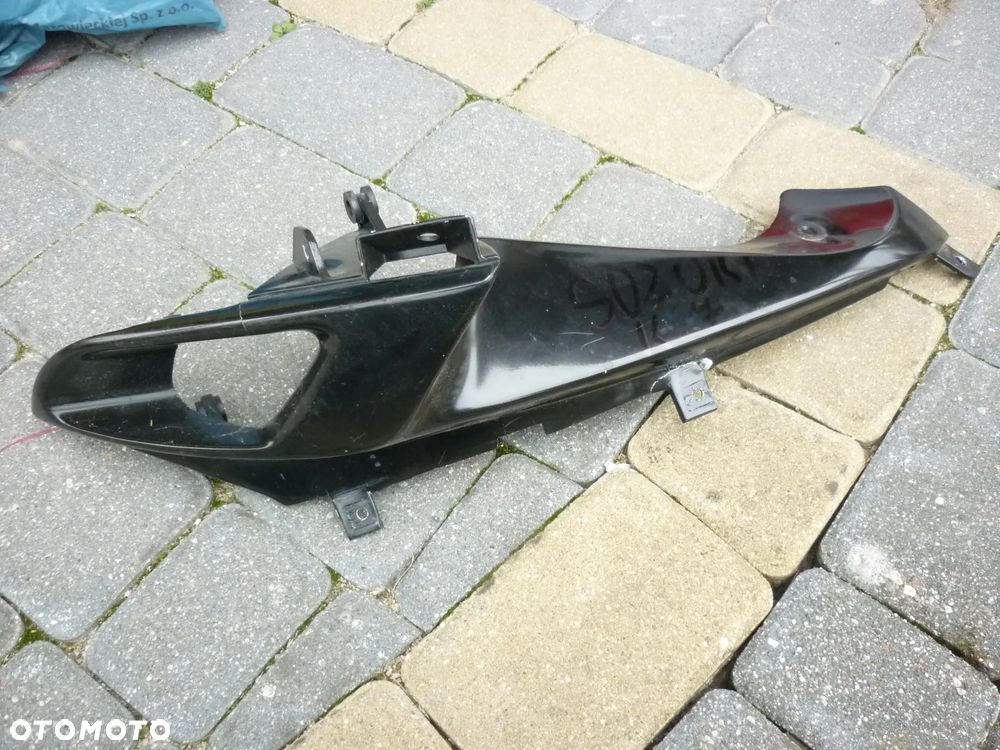 Stelaż lampy Suzuki GSX R 600 K5 - 28
