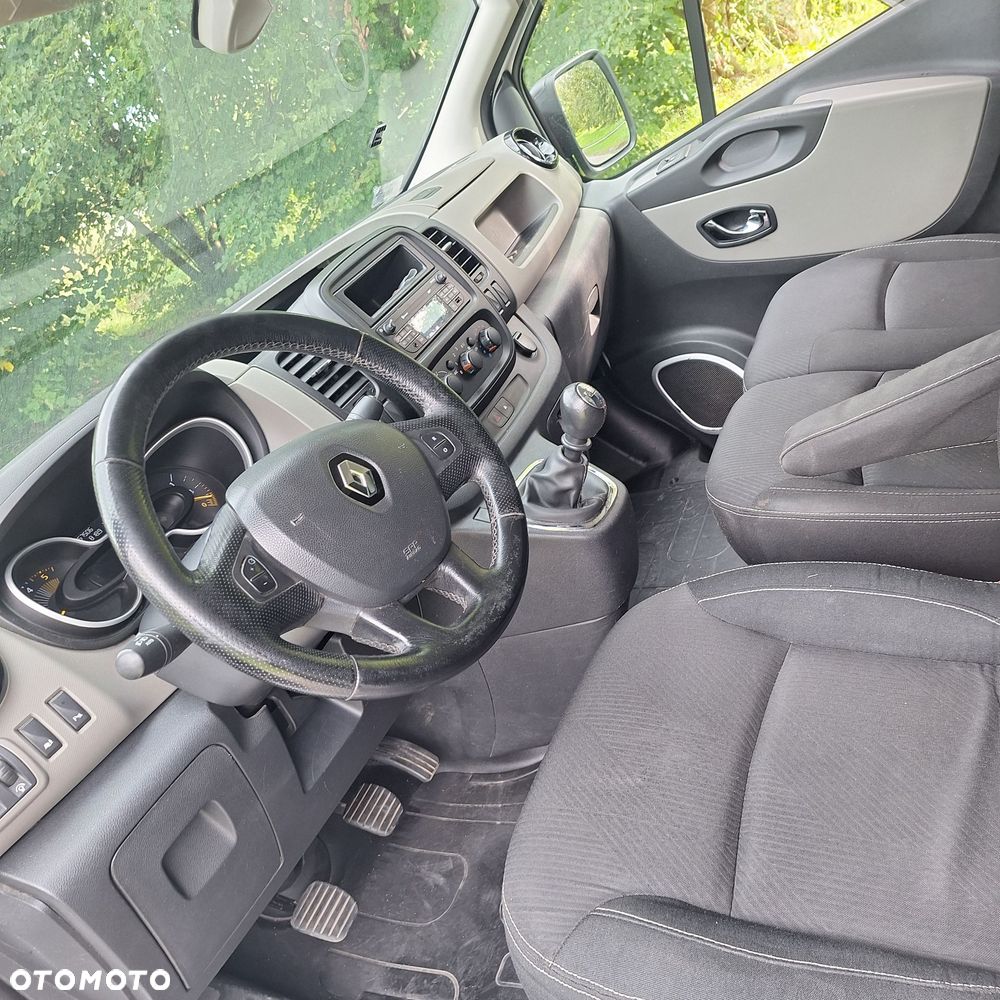 Renault Trafic - 8