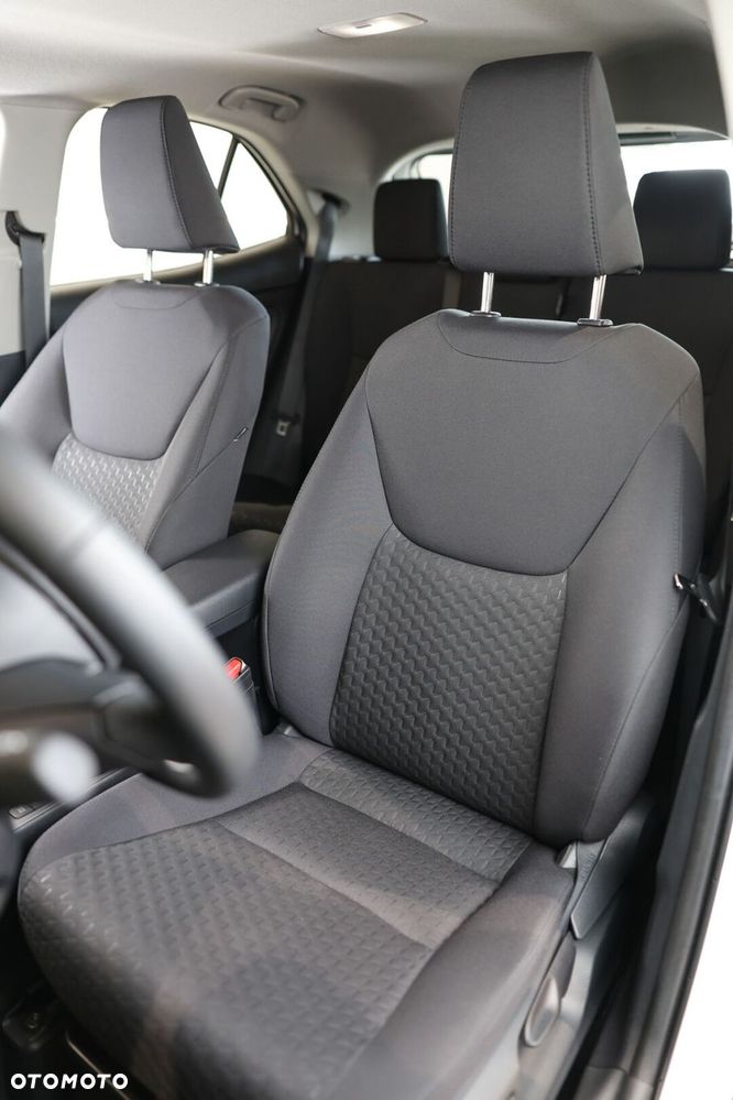 Toyota Yaris Cross - 8
