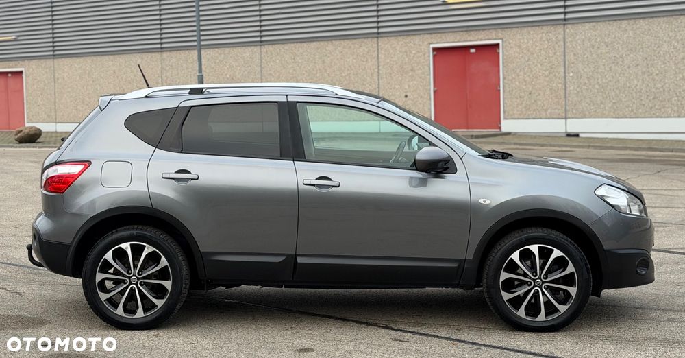 Nissan Qashqai 2.0 CVT 360 - 11