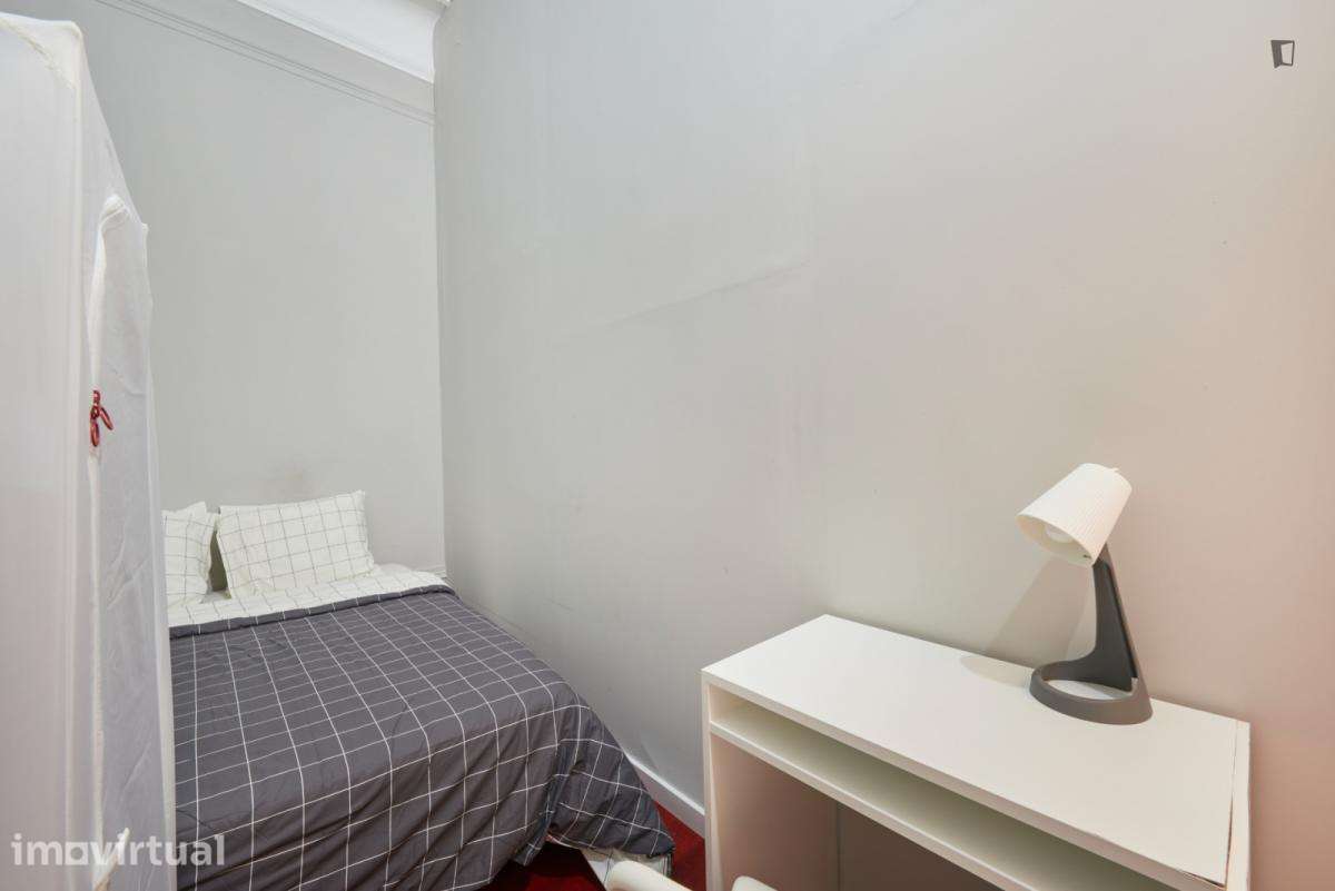 Quarto - localizado em Entrecampos Lisbon - Grande imagem: 2/12