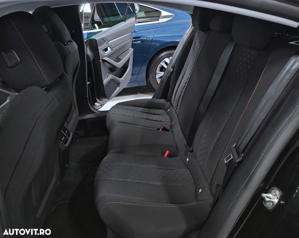 Peugeot 508 BlueHDi 130 EAT8 Active - 29