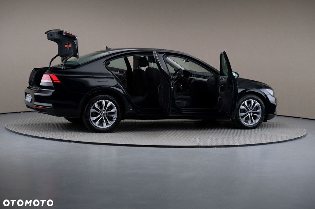 Volkswagen Passat 1.5 TSI EVO Business - 6