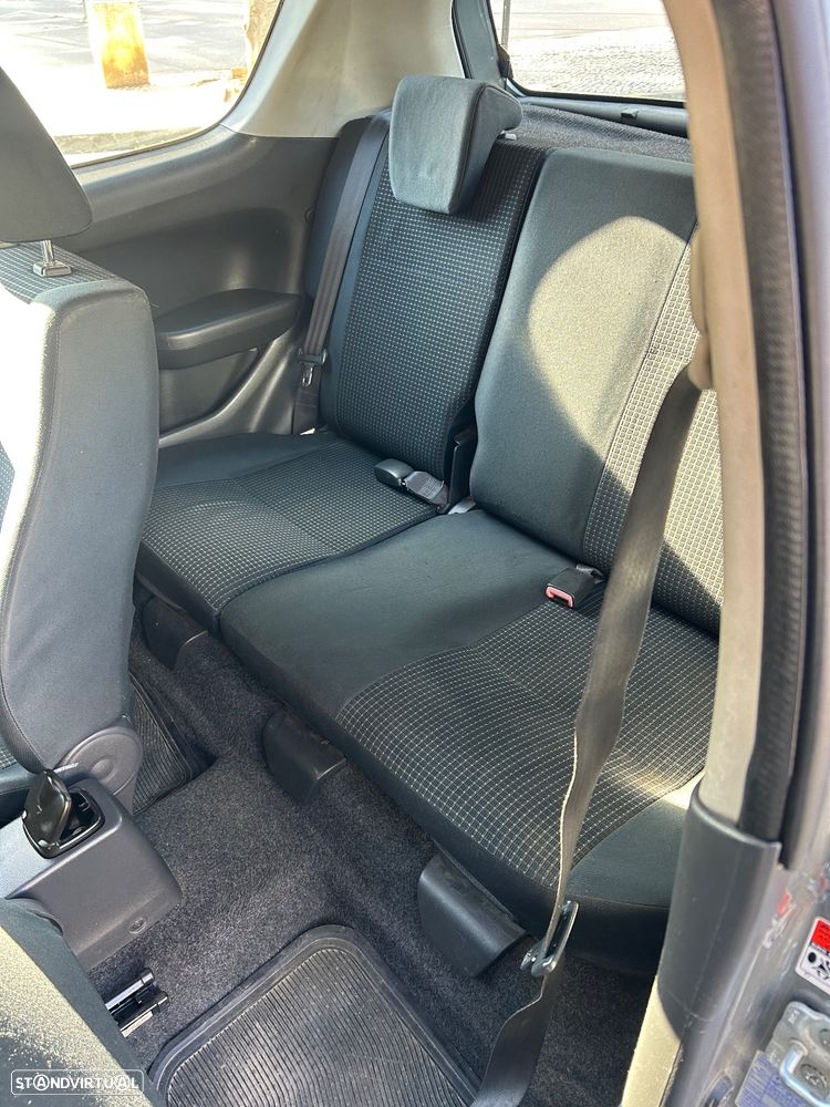 Suzuki Swift 1.3 16V GLX - 11