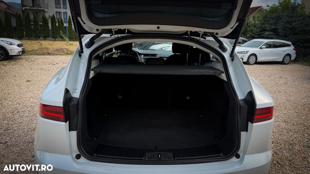 Jaguar E-Pace D150 AWD Aut. R-Dynamic HSE - 7