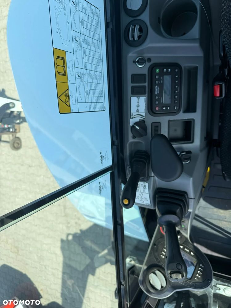 Bobcat E60 - 5
