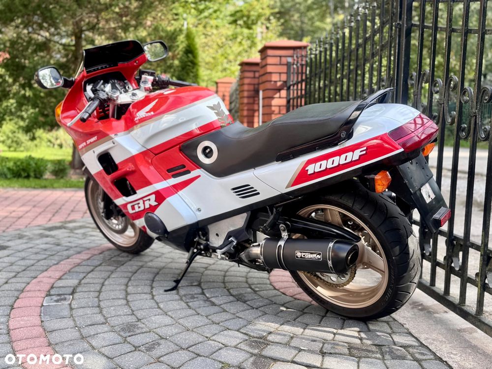 Honda CBR - 8