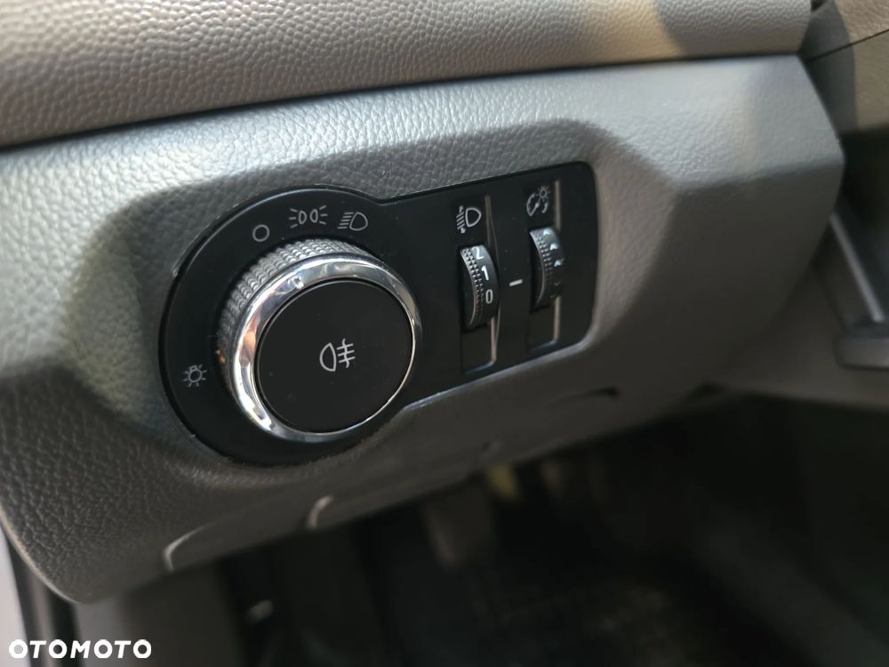 Chevrolet Cruze 2.0 VDCi Base - 13