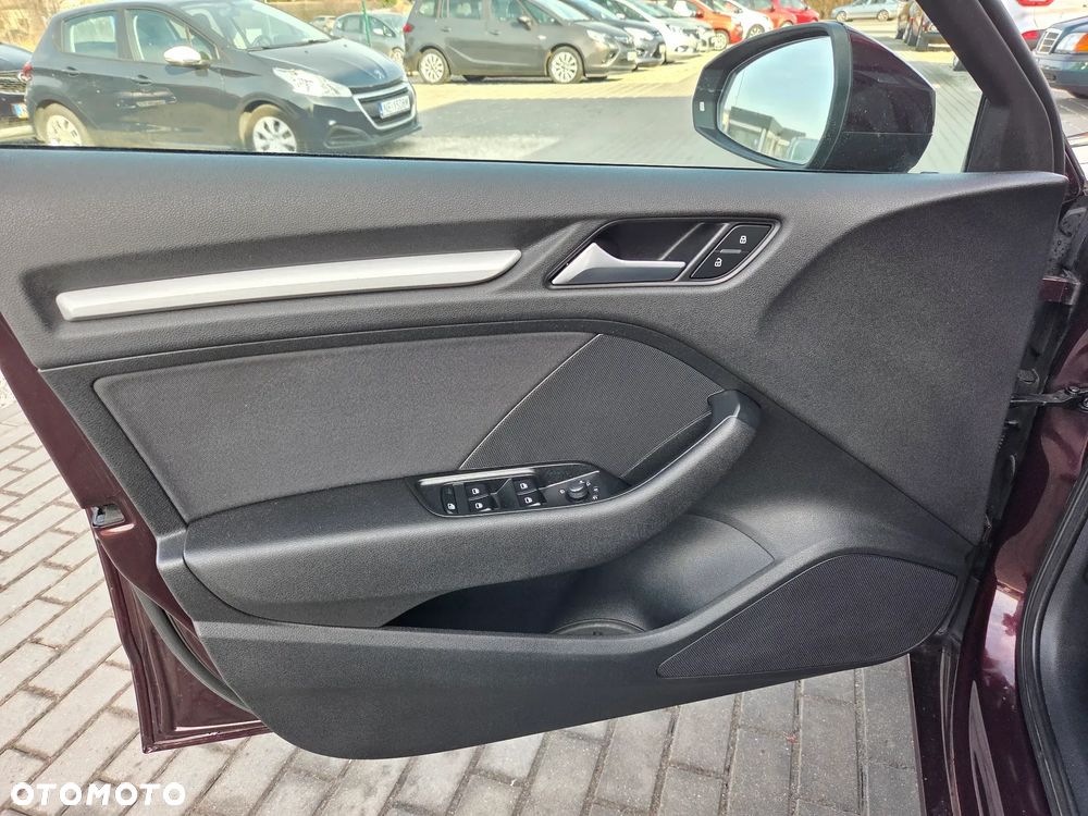 Audi A3 Sportback 2.0 TDI (clean diesel) Attraction - 33