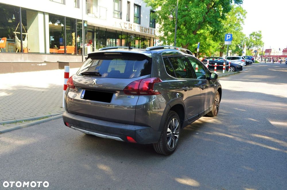 Peugeot 2008 - 4