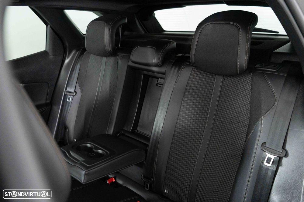 Peugeot 3008 1.6 Hybrid4 GT e-EAT8 - 10