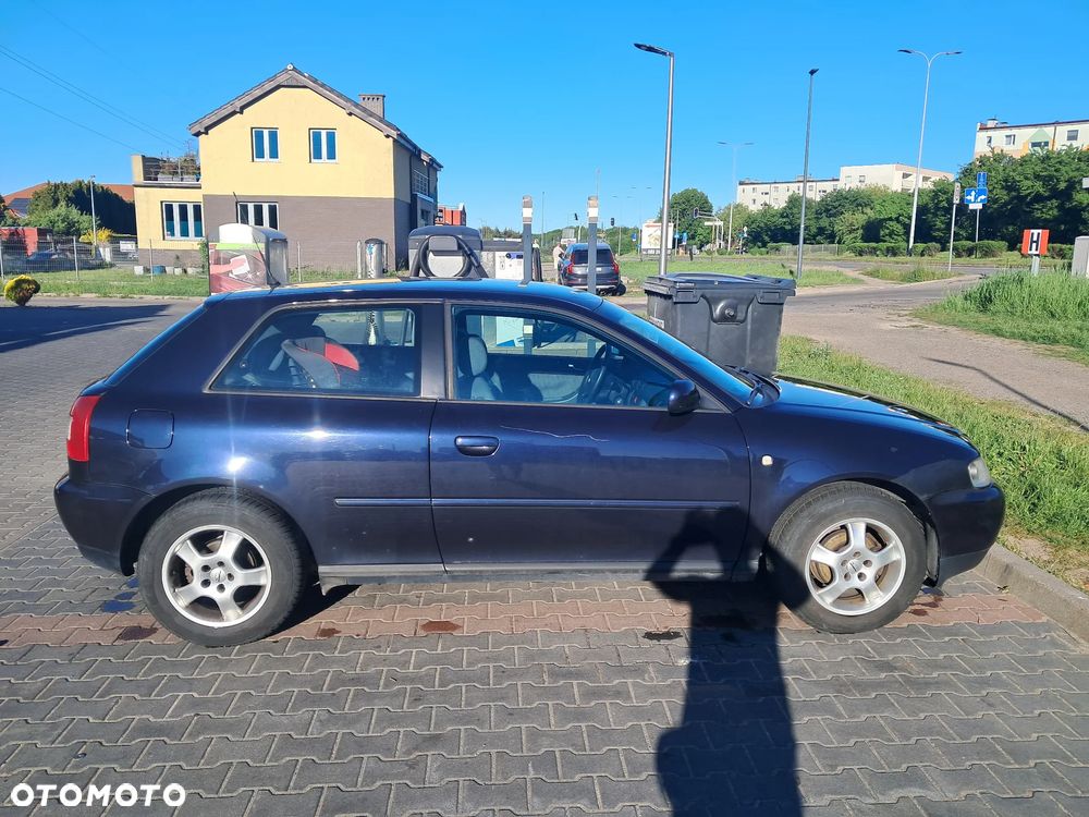 Audi A3 3-drzwiowe 1.6 Ambiente - 3