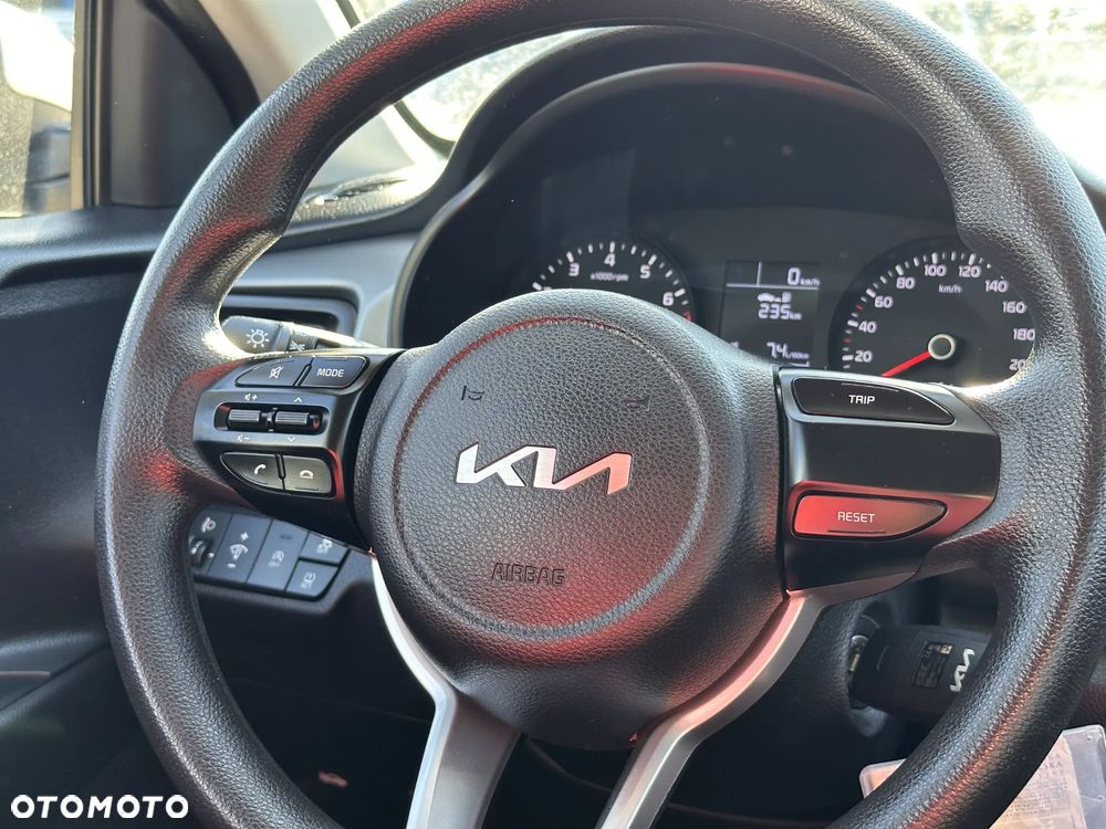 Kia Rio 1.2 M - 15