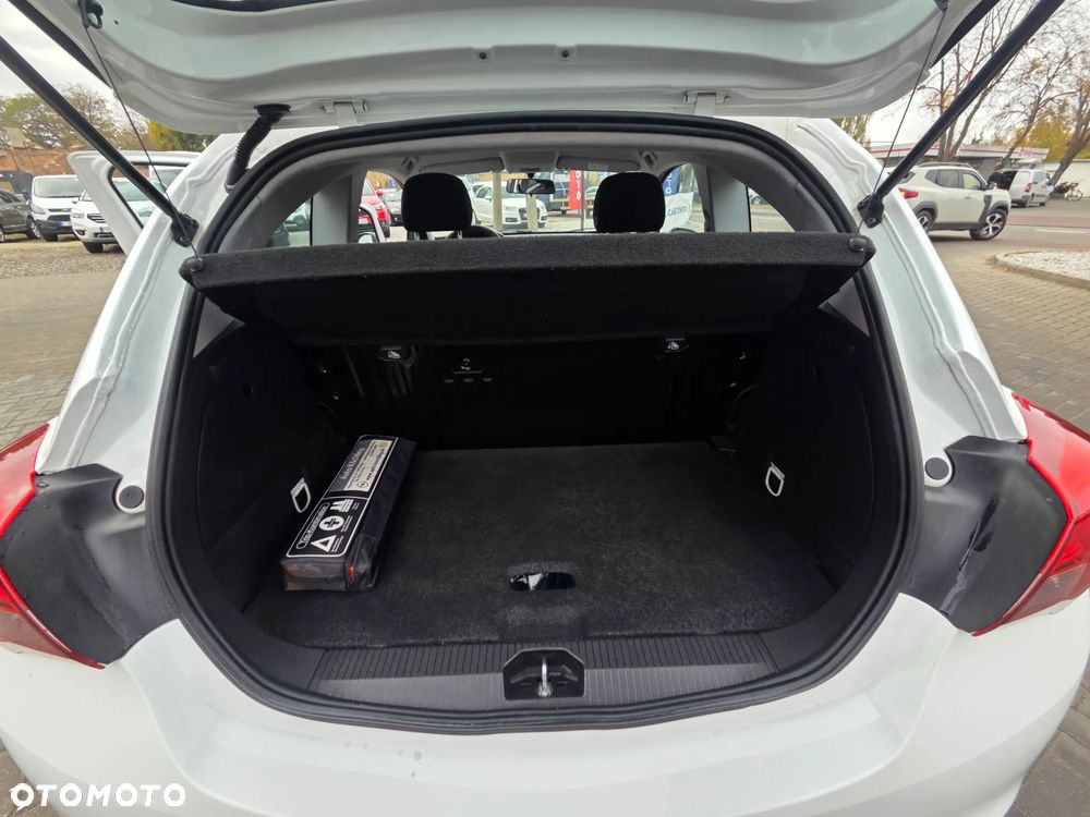 Opel Corsa 1.2 Innovation - 29
