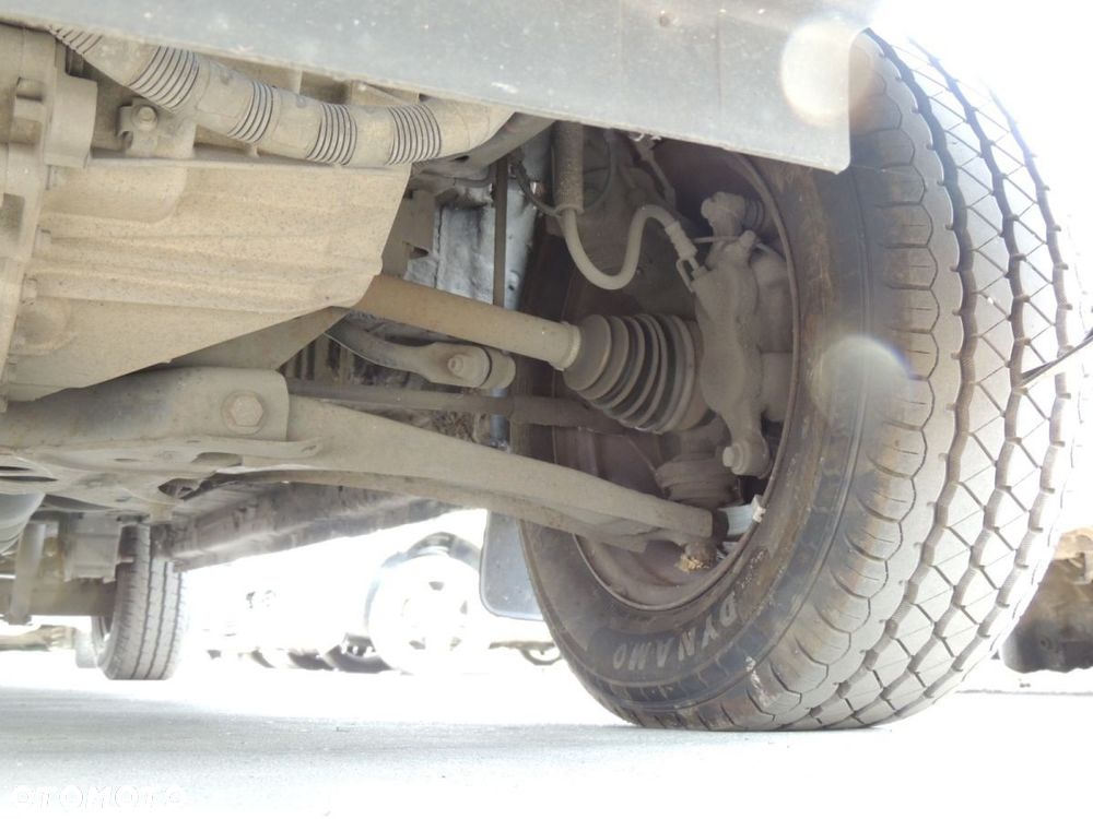 Zwrotnica prawa lewa FORD Custom 2,2 cdti - 1