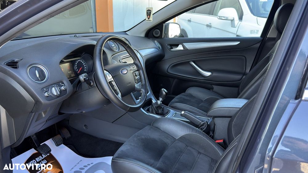 Ford Mondeo - 12