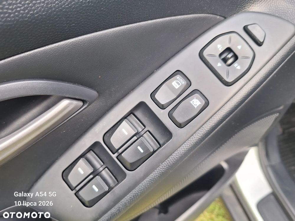 Hyundai ix35 1.7 CRDi Premium 2WD - 16