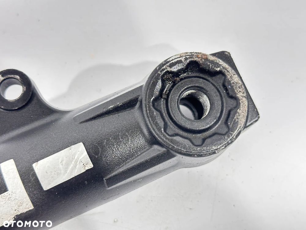 Goleń laga  Yamaha XSR 700   XSR700  16-19R LEWA - 4