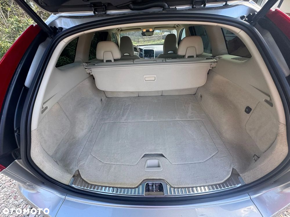 Volvo XC 60 - 19