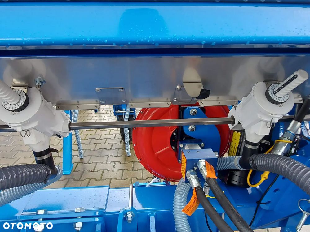 Inny CARRE FERTILOC+ - 17