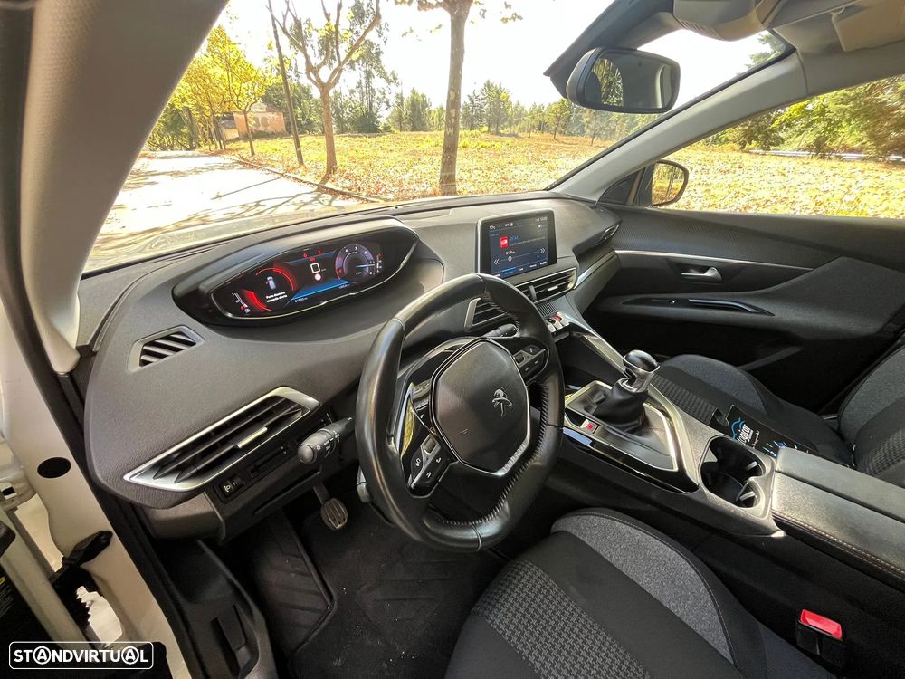 Peugeot 3008 1.5 BlueHDi Style - 11