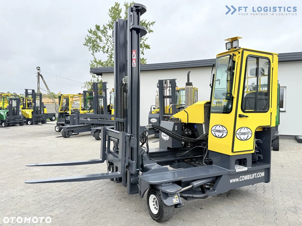 Combilift WÓZEK CZTEROKIERUNKOWY - WIELOKIERUNKOWY C4000 / GAS / DUPLEX 4600MM /JEDYNE 5614 MOTOGODZIN /  POZYCJONER WIDEŁ / PEŁNA KABINA - OGRZEWANIE / STAN IDEALNY / Szeroka oferta wózków czterokierunkowych i bocznych, dopasowanych do różnorodnych potrzeb i zastosowań - 19