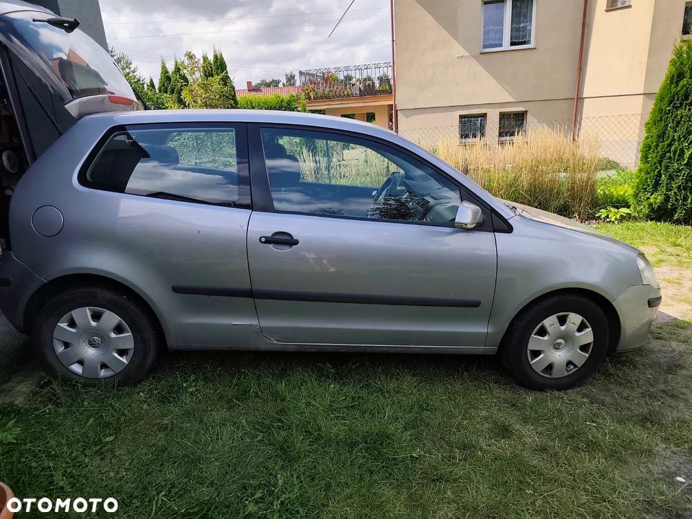 Volkswagen Polo 1.4 TDI Comfortline - 2
