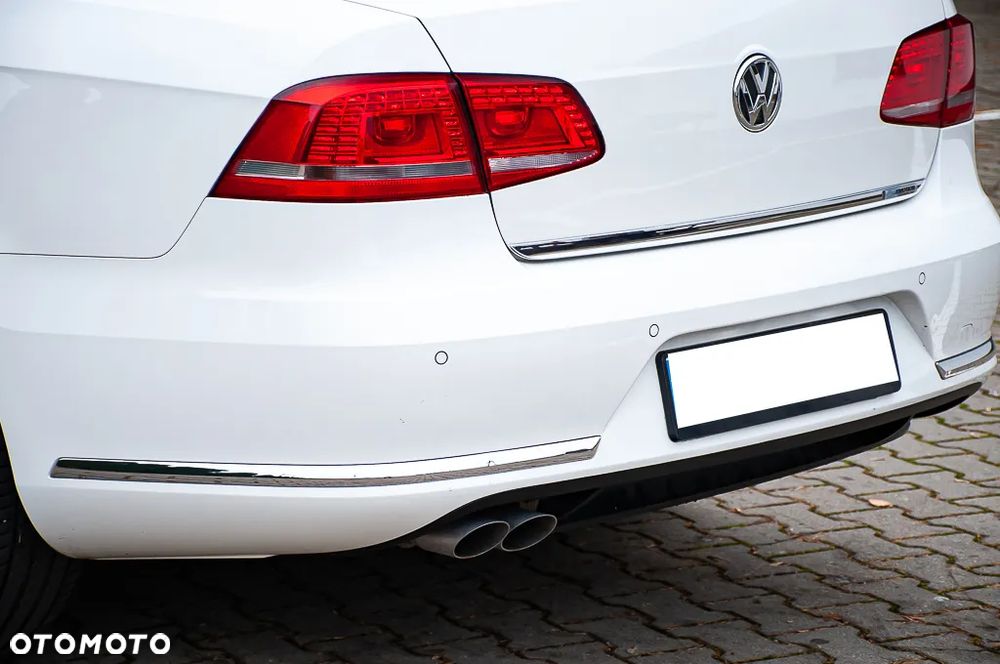 Volkswagen Passat 2.0 Blue TDI SCR Highline - 30