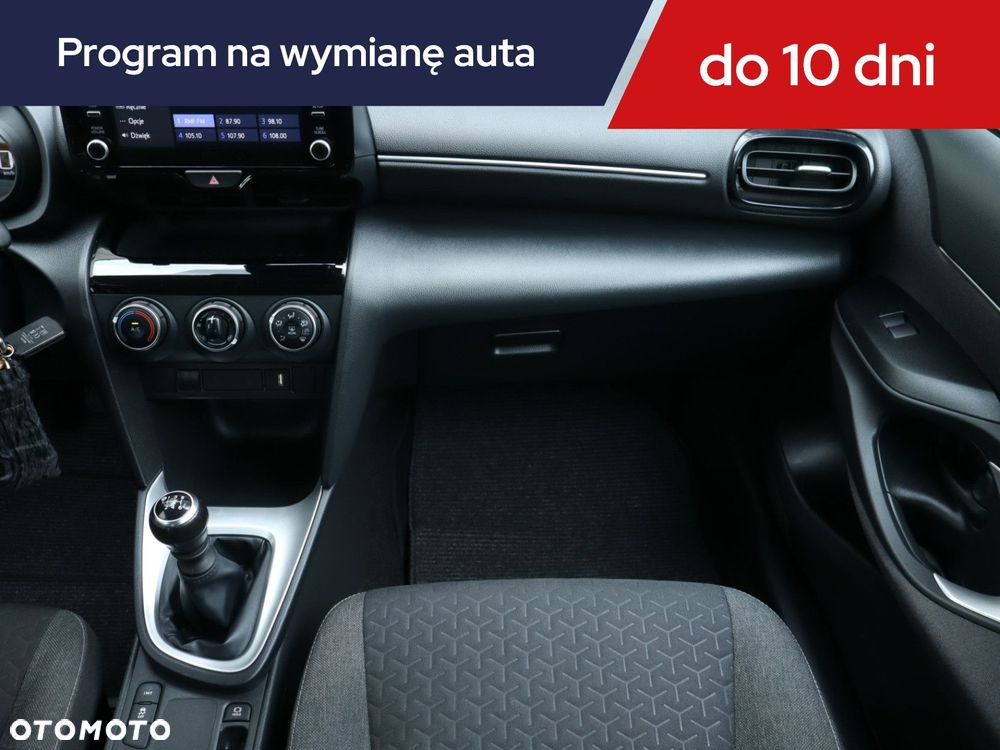 Toyota Yaris Cross - 10