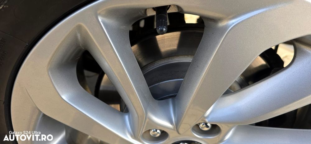 Hyundai Tucson 2.0 CRDI 4WD Advantage - 9