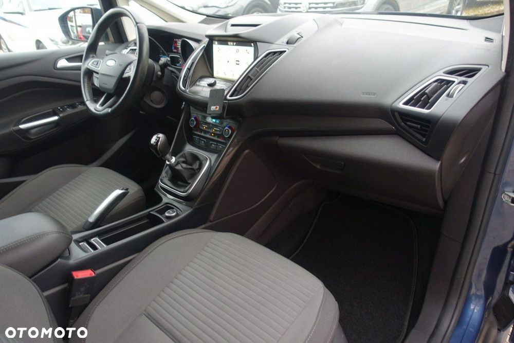 Ford Grand C-MAX - 15