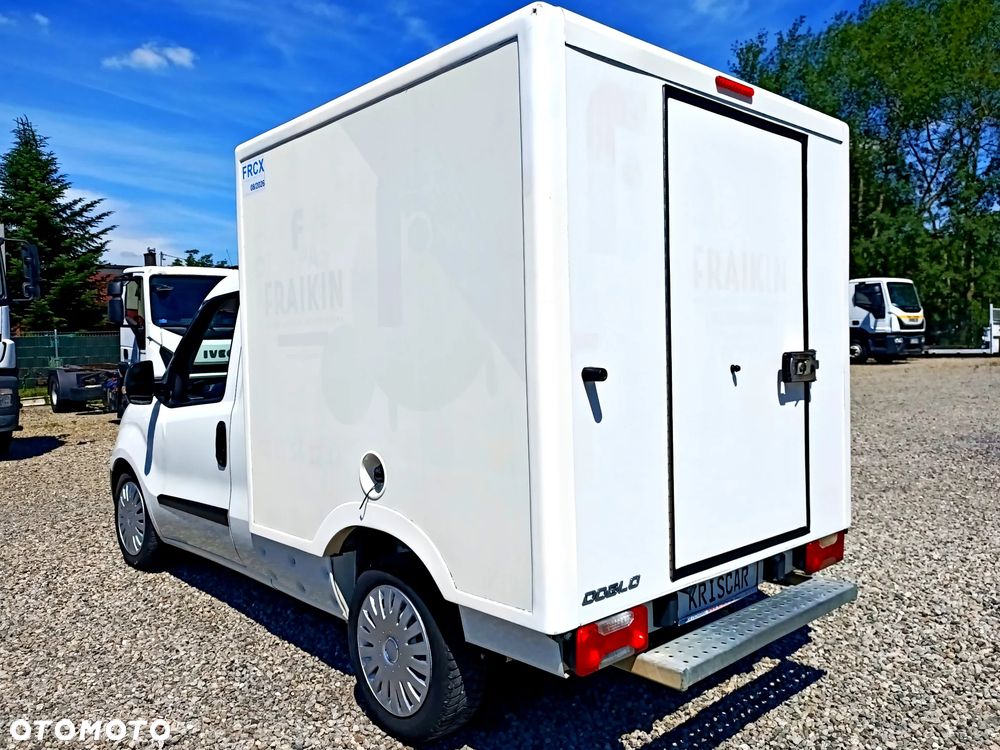 Fiat Doblo Chłodnia 95 KM 2 zasilania chłodni Niski Przebieg - 6