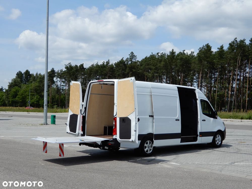 Mercedes-Benz SPRINTER 319 CDI 3.0 V6 190 KM Winda Załadowcza BÄR 600 Kg Udźwig Furgon Blaszak Maxi 4325 mm 1095 Kg Ładowności Wzmacniany Stan Jak Nowy UNIKAT MEGA OKAZJA POLECAM - 14