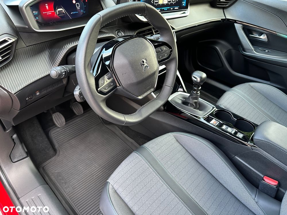 Peugeot 2008 1.2 PureTech Allure Pack S&S - 24