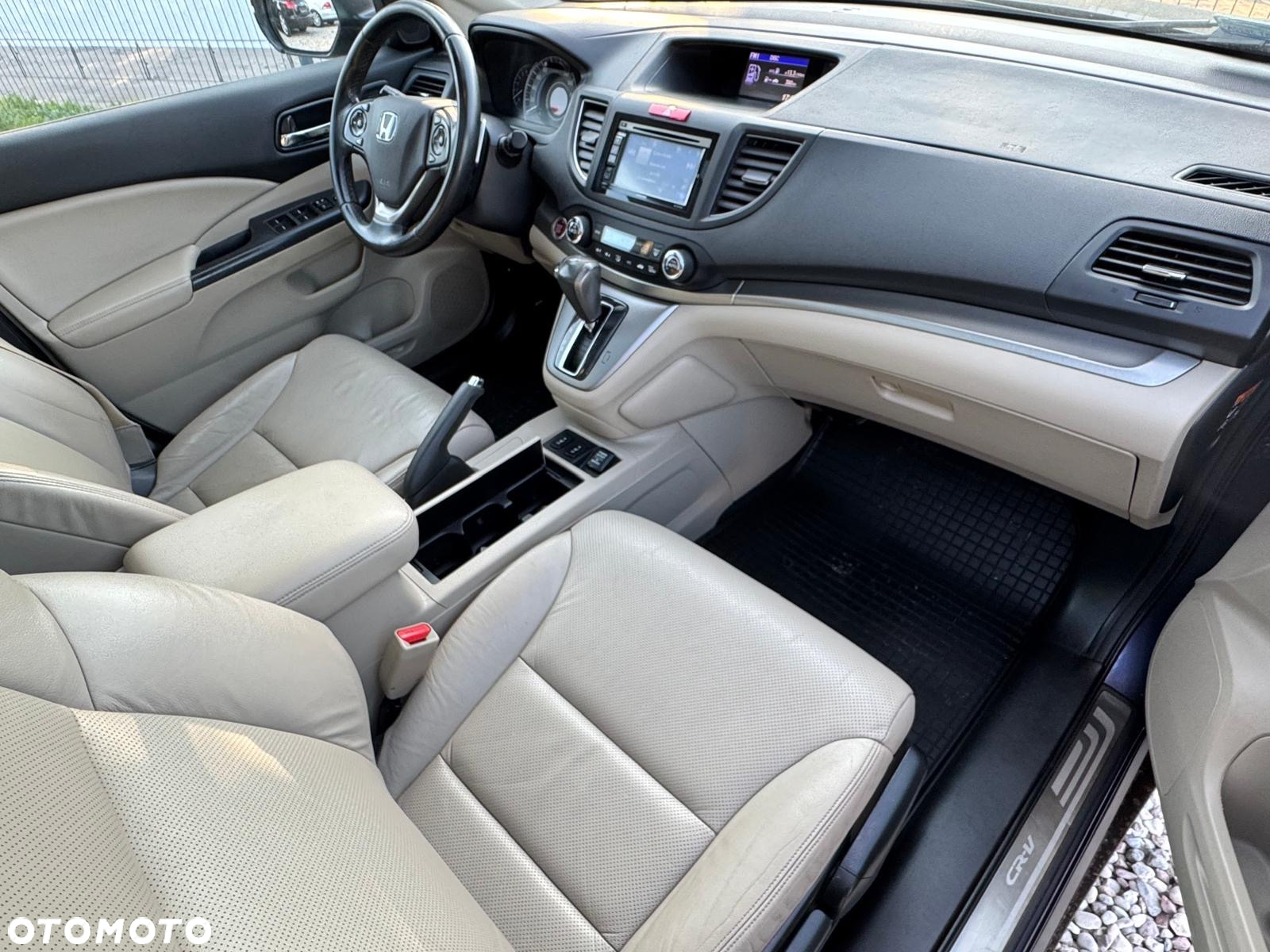 Honda CR-V - 30
