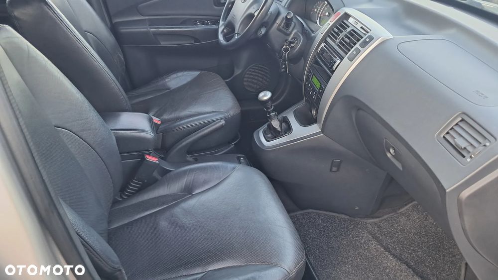 Hyundai Tucson 2.0 CRDi Premium 2WD - 10