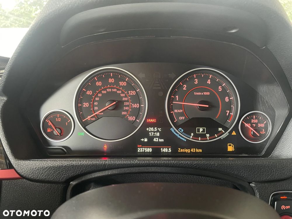 BMW Seria 3 335i Sport Line - 16
