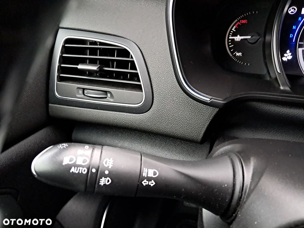 Renault Megane 1.7 Blue dCi Intens EDC - 11