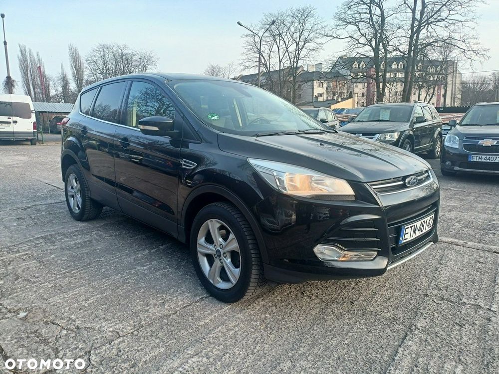 Ford Kuga 1.6 EcoBoost 2x4 Titanium - 7