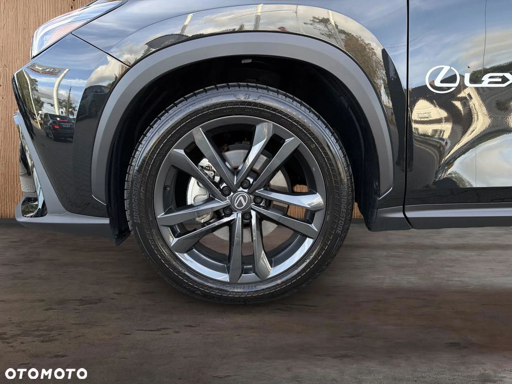 Lexus NX 350h Prestige AWD - 10