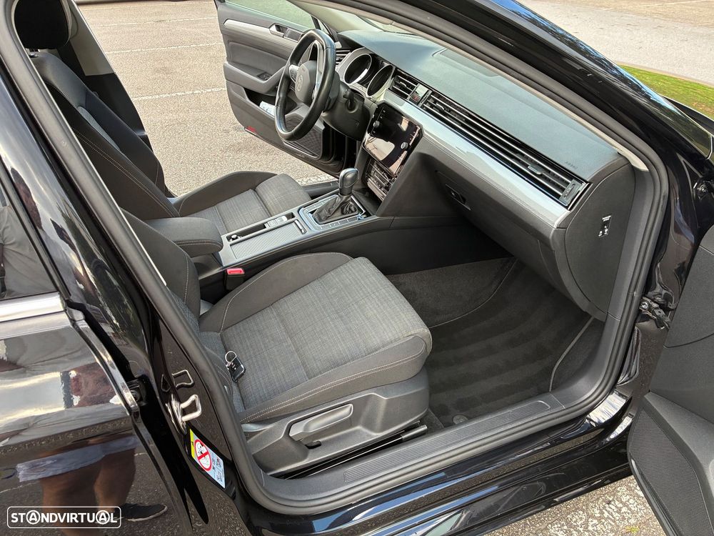 VW Passat Variant 2.0 TDI Business DSG - 10