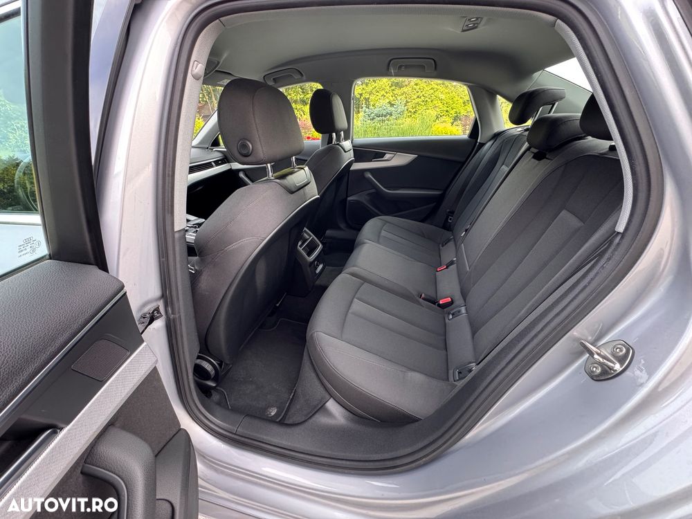 Audi A4 Limuzina 2.0 TDI ultra S tronic design - 14