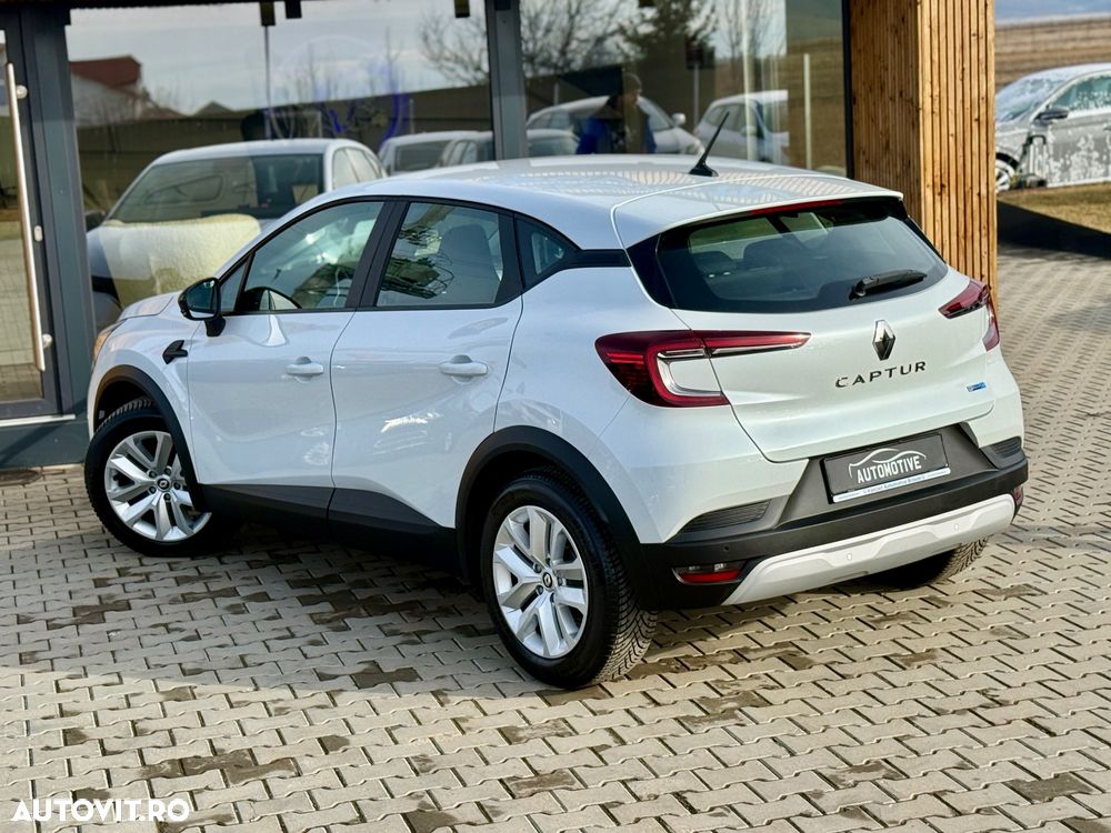 Renault Captur - 16