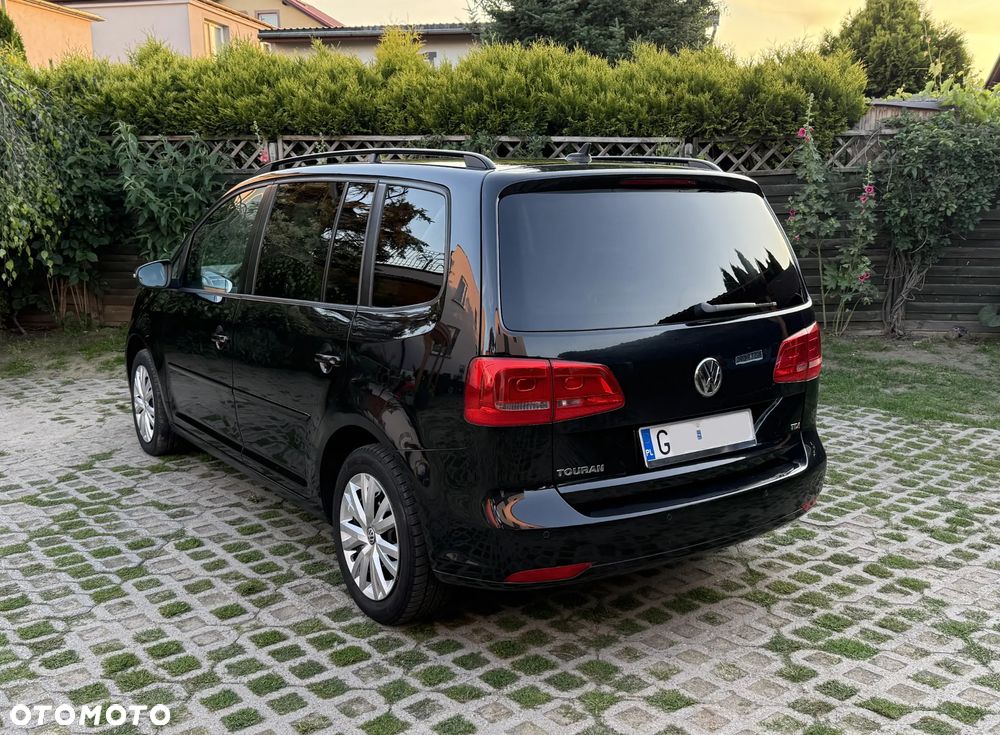 Volkswagen Touran 1.6 TDI DPF Highline - 24