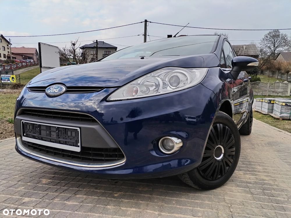 Ford Fiesta - 32